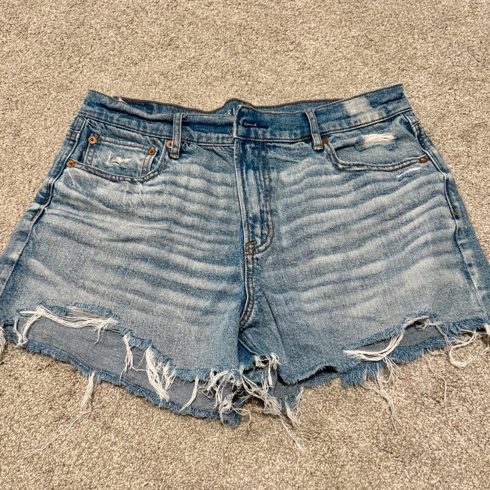 American Eagle Classic Distressed Denim Shorts